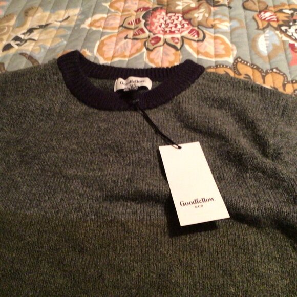 Men's Standard Fit Crewneck Pullover Sweater Goodfellow & Co™Green/Grey Size Med - Picture 2 of 3